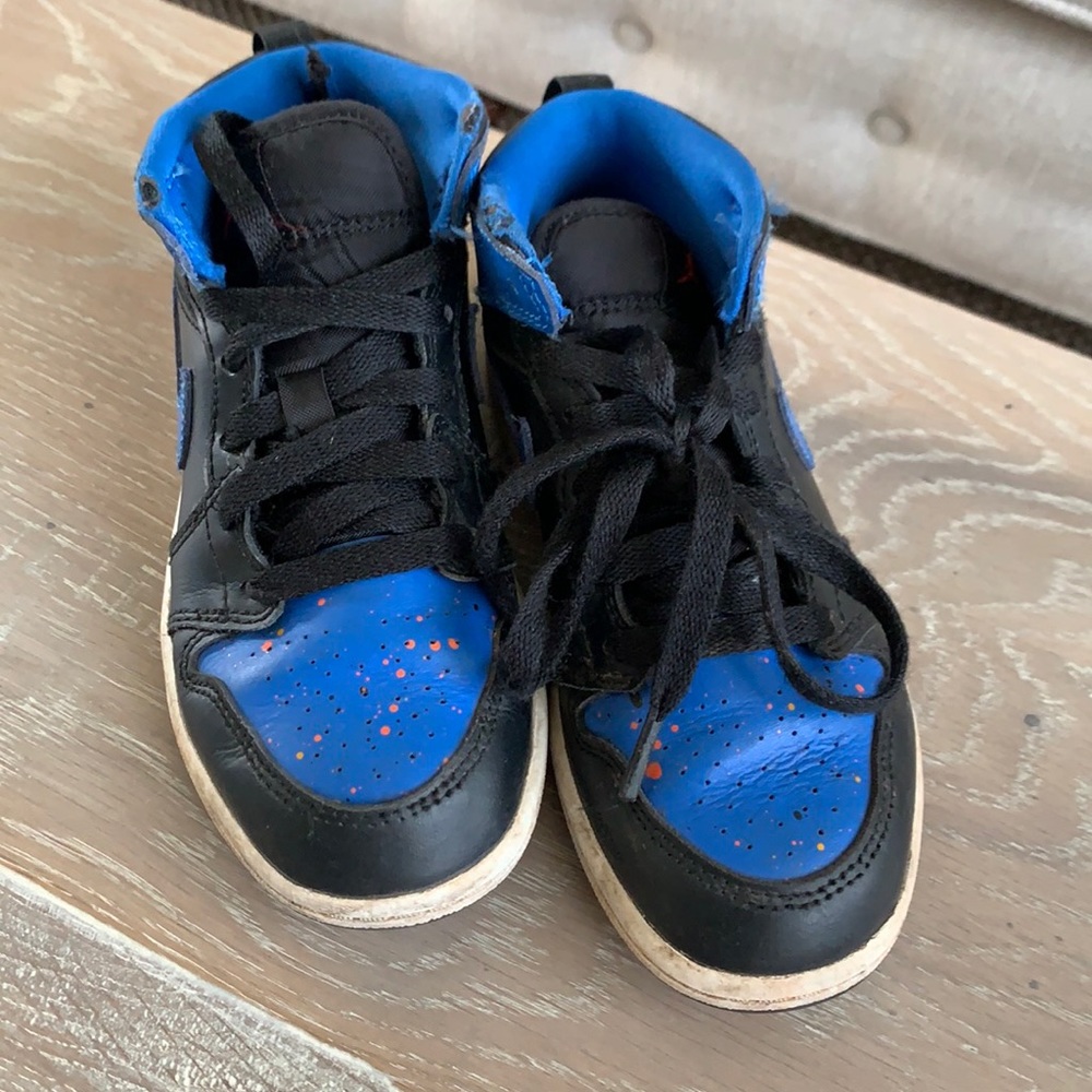 Class Nike Air Jordan sneakers